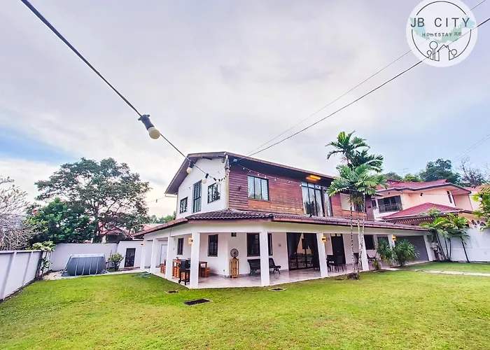 Serene Hill Tropical Villa By Jbcity Home